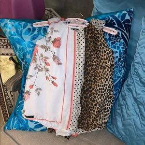 D&G (Dolce & Gabbana Junior) onesie 12-18 months